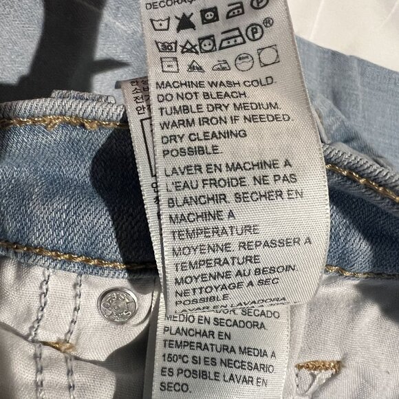 NWOT Levis Women's Classic Straight Jeans w27 L28 Size 4 - Picture 10 of 11